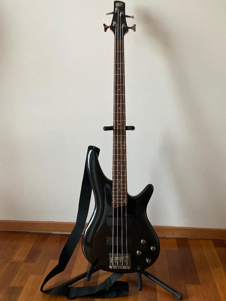 Ibanez SR300, Musique & Instruments, Instruments à corde | Guitares | Basses, Enlèvement, Utilisé, Électrique
