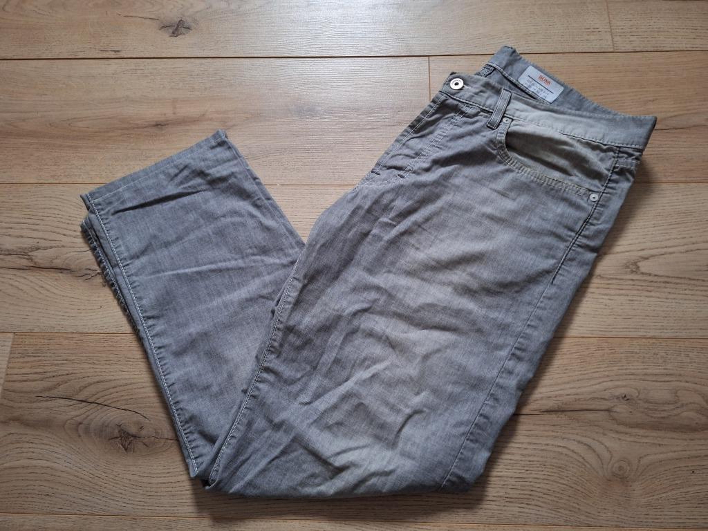 Jeans Hugo Boss regular fit W35 L34, Vêtements | Hommes, Jeans, Boss, Gris, Enlèvement ou Envoi, W33 - W34 (confection 48/50)