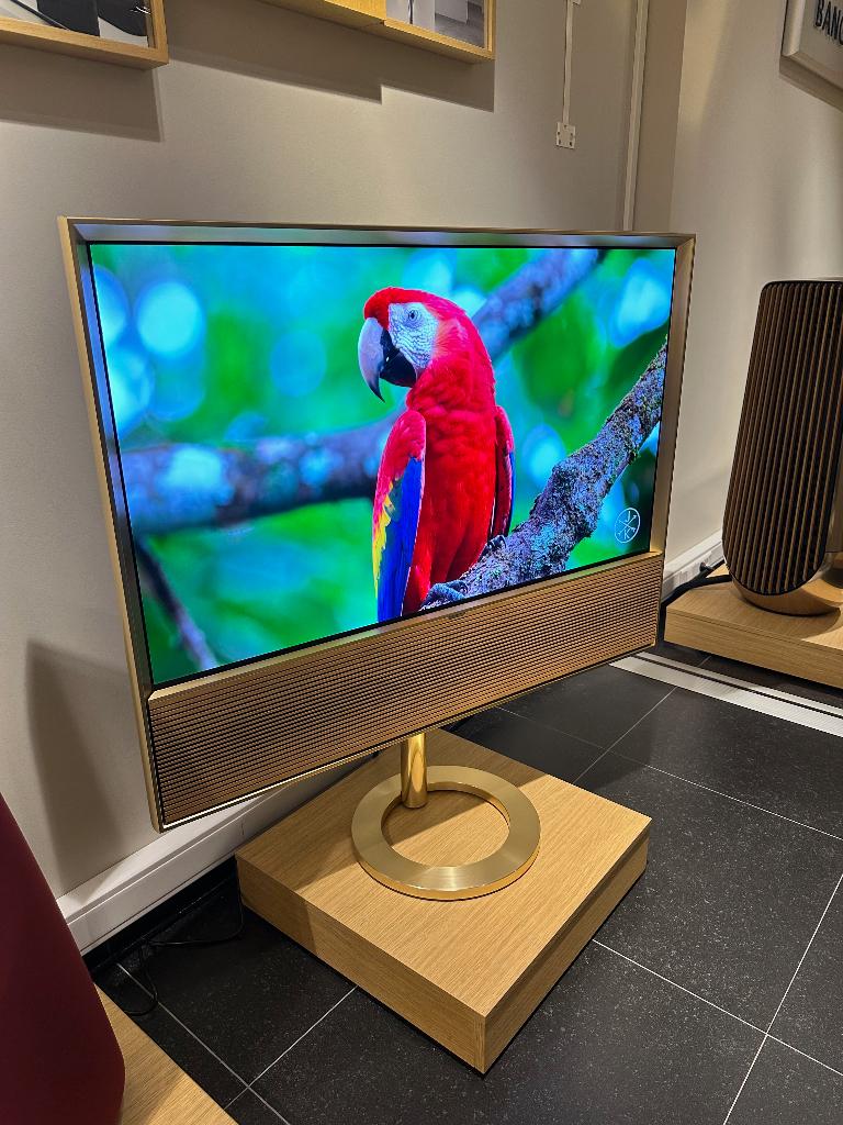 Bang & Olufsen Beovision Contour 48 Gold Tone - B&O, Audio, Tv en Foto, Televisies, Info@bang-olufsen.dk, OLED, Zo goed als nieuw