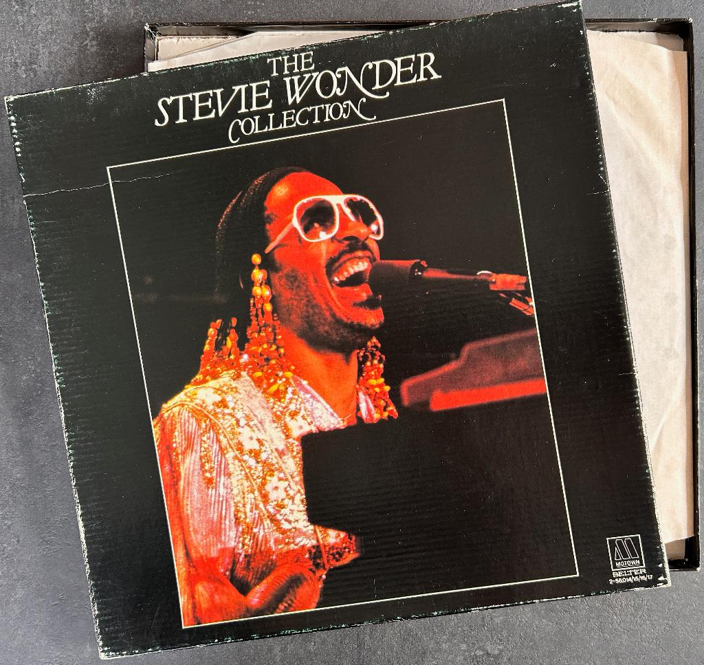 STEVIE WONDER - The Stevie Wonder Collection (Coffret 4 LP), 12 pouces, Soul, Nu Soul ou Neo Soul, Comme neuf, 1960 à 1980