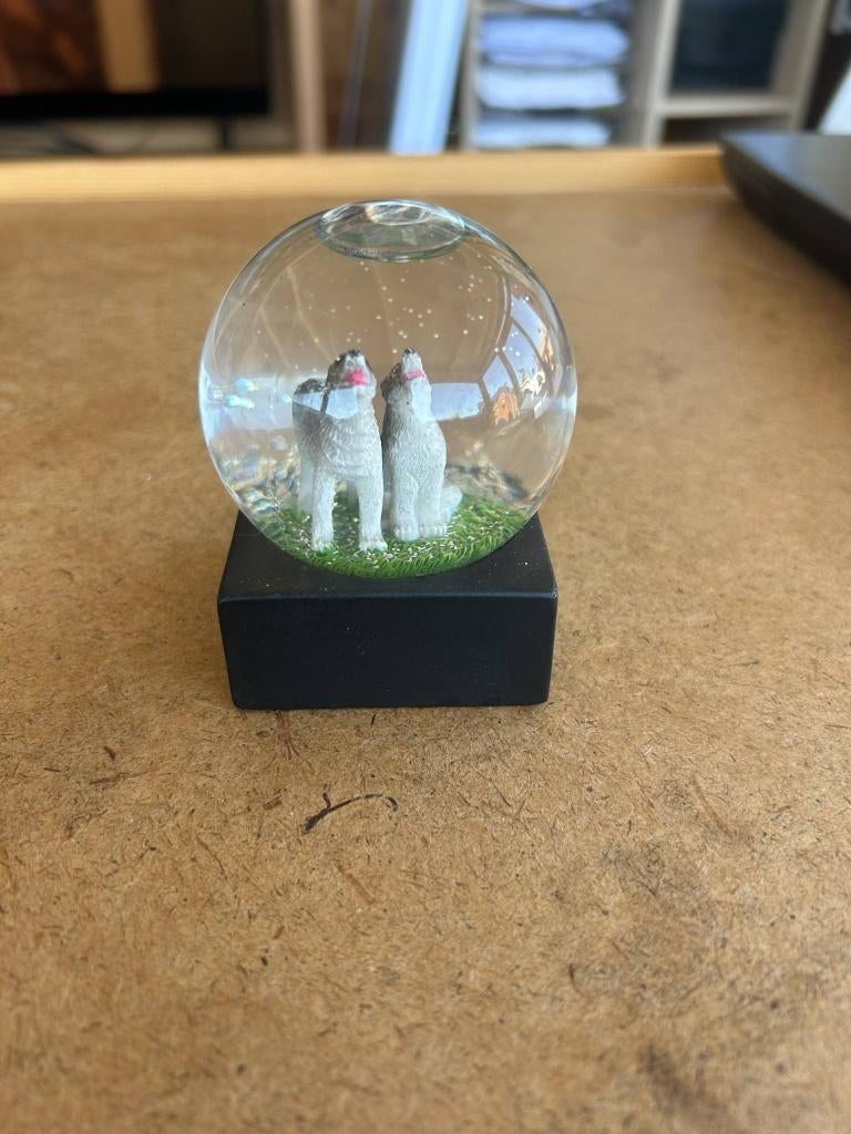 Boule à neige loup, Enlèvement, Comme neuf, Animal