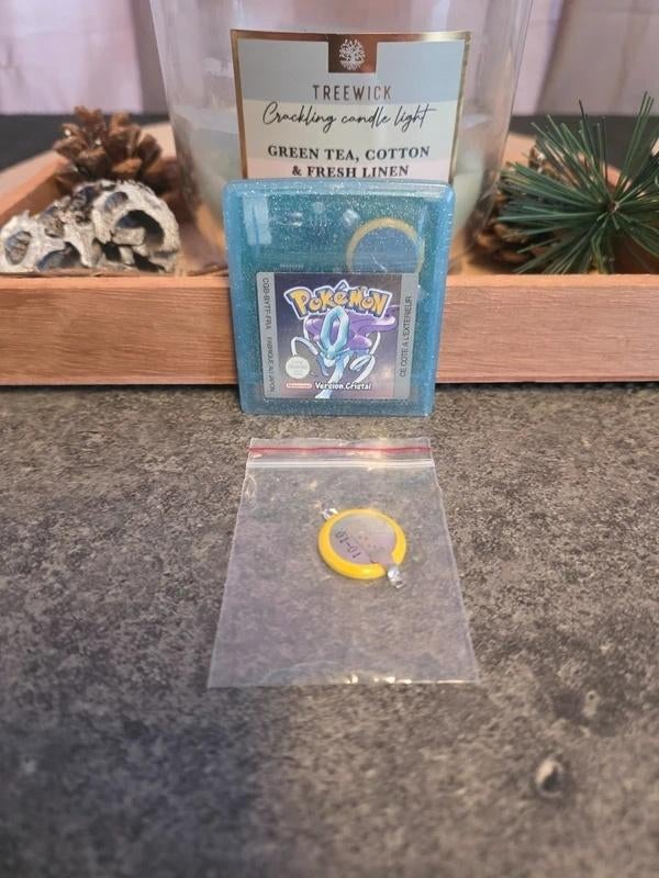 Pokemon Cristal Officiel Et Nouvelle Pile De Sauvegarde, Consoles de jeu & Jeux vidéo, Enlèvement ou Envoi, Utilisé