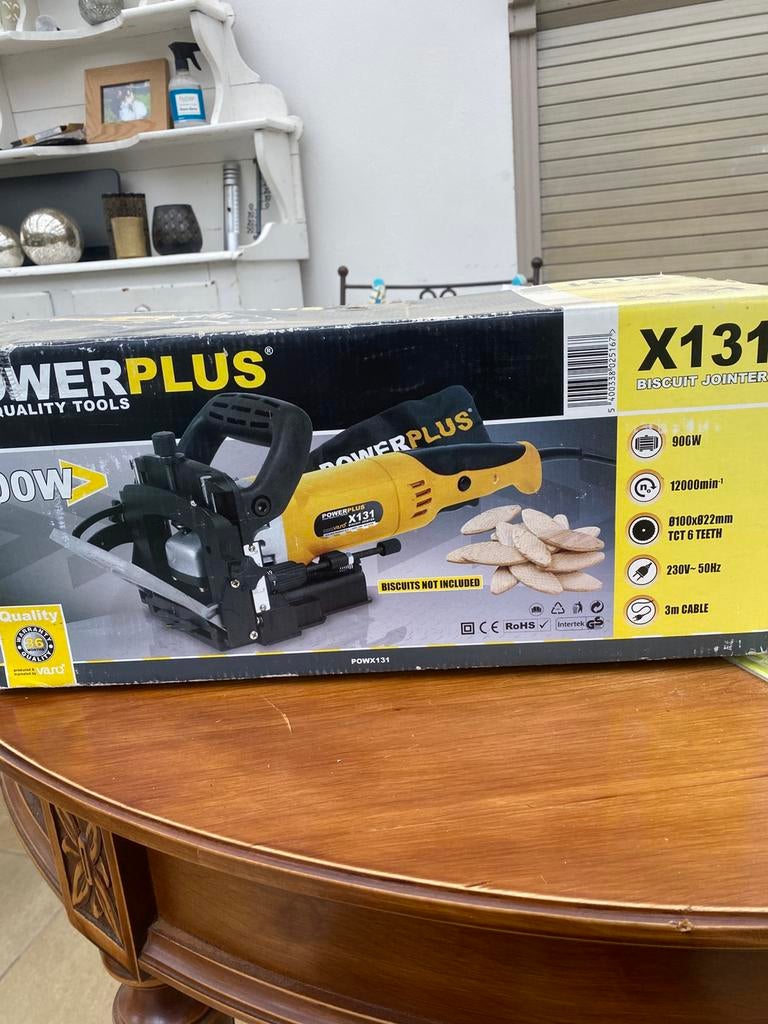 Machine à assembler des panneaux, Bricolage & Construction, Outillage | Scies mécaniques, Enlèvement, Comme neuf