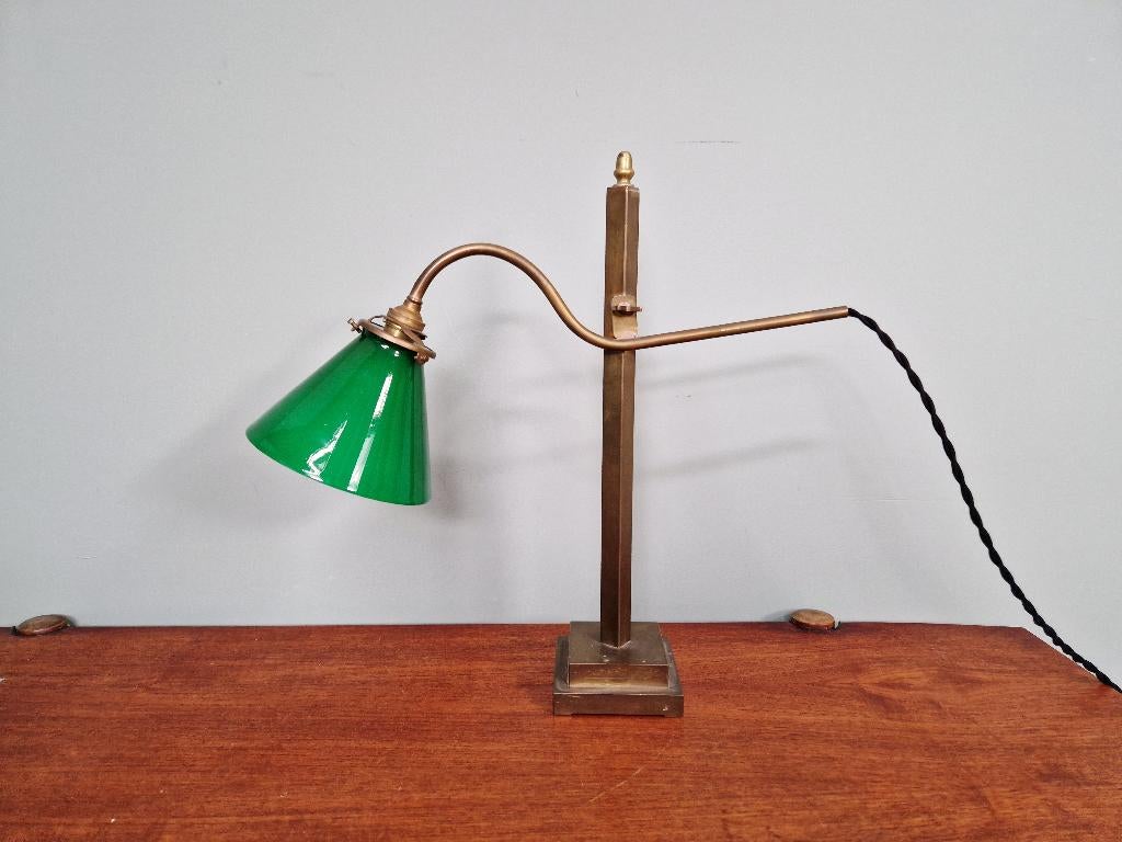 Lampe de bureau en bronze et opaline verte, années 1920, Enlèvement ou Envoi