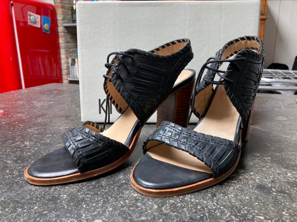 Kiomi - hakhoogte 8cm - maat 41, Kleding | Dames, Ophalen of Verzenden, Zo goed als nieuw