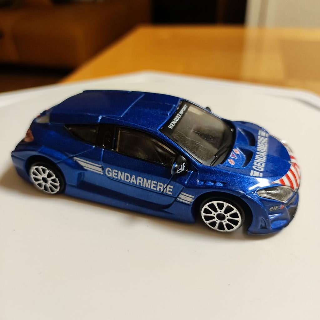 Vend Renault Mégane RS Gendarmerie, Hobby & Loisirs créatifs, Voitures miniatures | 1:43, Envoi, Comme neuf