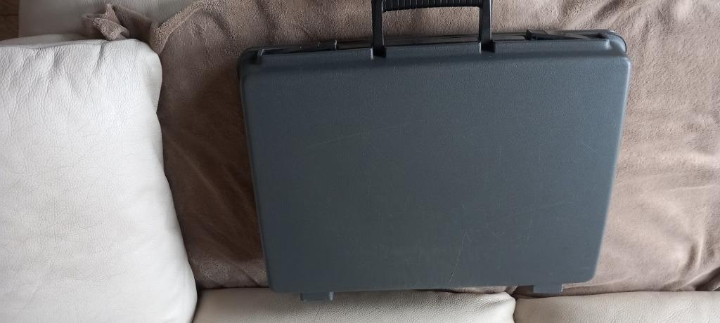 Delsey aktentas. In zeer goede staat., Hard kunststof, Slot, Minder dan 50 cm, Ophalen of Verzenden