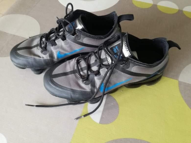 Nike vapormax pt 39, Enlèvement, Nike