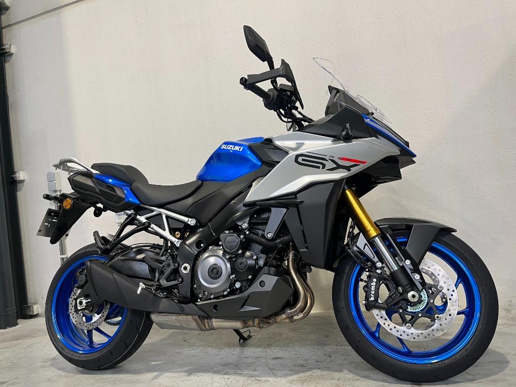 SUZUKI GSX-S1000 GX, Motoren, Motoren | Suzuki, 4 cilinders, Bedrijf, Toermotor, Meer dan 35 kW