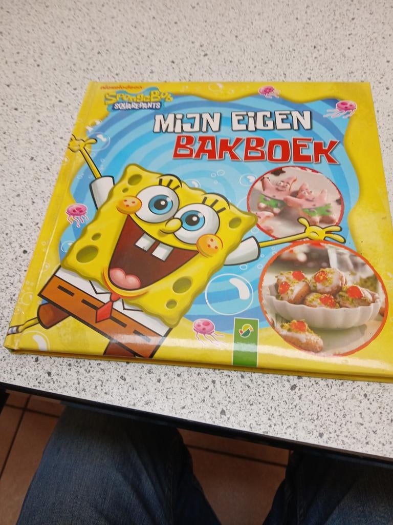 Spongebob bakboek, Boeken, Kookboeken, Ophalen of Verzenden, Zo goed als nieuw