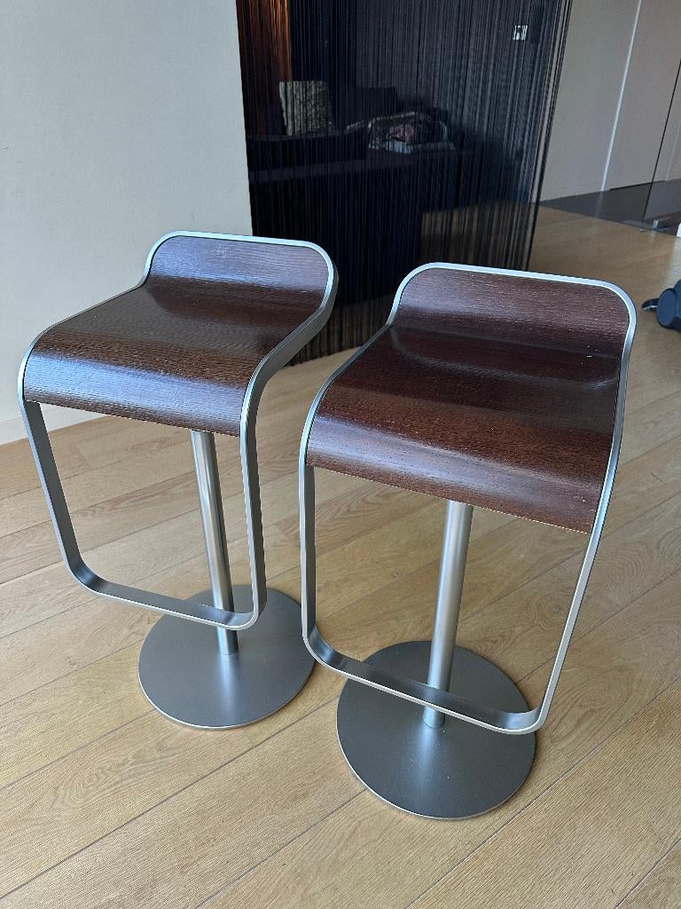 Hoogwaardig paar design barkrukken Lapalma kastanje, Huis en Inrichting, Ophalen, Gebruikt, 90 cm of meer, In hoogte verstelbaar