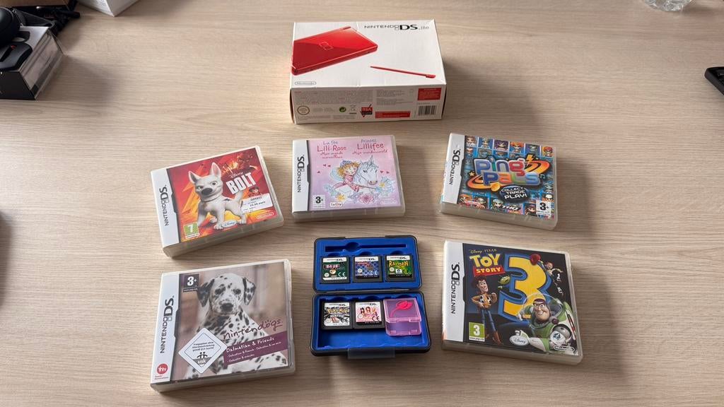 Nintendo DS Lite + 10 spelletjes, Ophalen of Verzenden, Gebruikt, Overige modellen, Met beschermhoes of tas