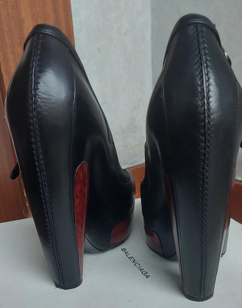 Baleciaga,schoentjes maat 39, tweekleurig , leer, Kleding | Dames, Schoenen, Ophalen of Verzenden