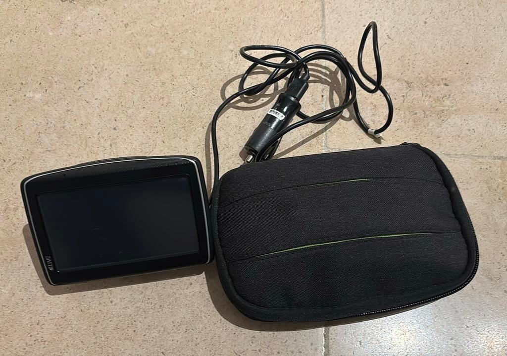 Tomtom Live avec chargeur et housse, Ophalen of Verzenden, Gebruikt