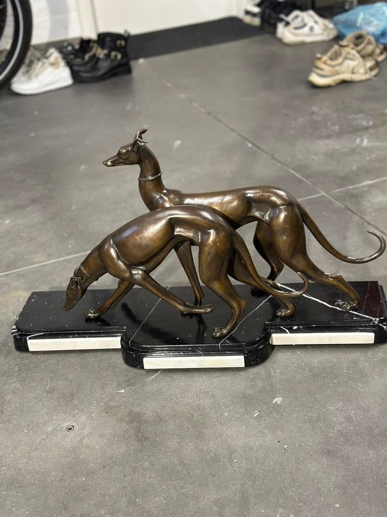 Bronzen windhonden beeld prachtig groot, Ophalen