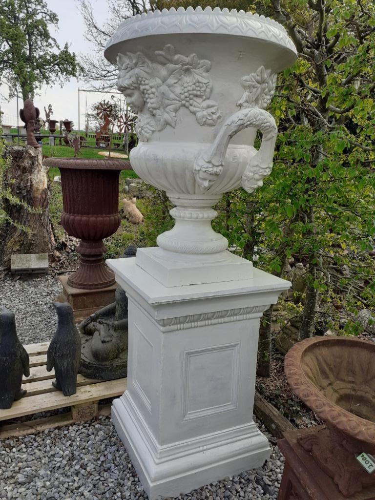 SUPERBE GRANDE VASQUE  SUR SOCLE EN FONTE PATINEE BLANCHE, Enlèvement, Utilisé, Métal, Autres types