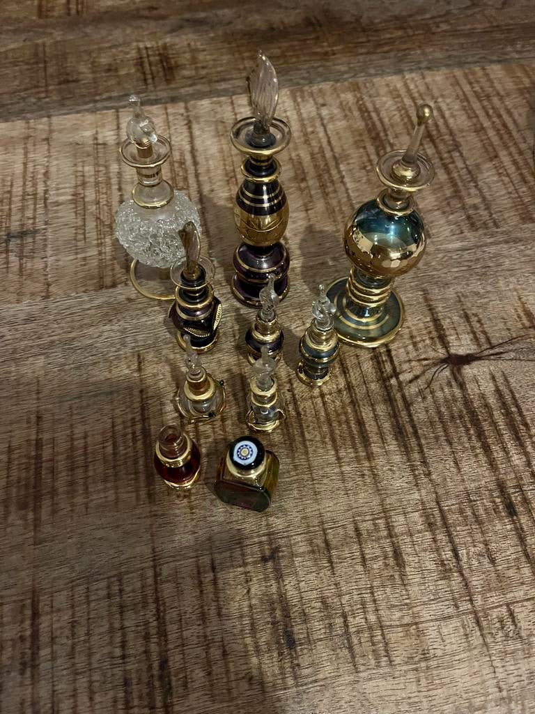 Zeer leuke decoratieve parfumflesjes, Ophalen, Zo goed als nieuw