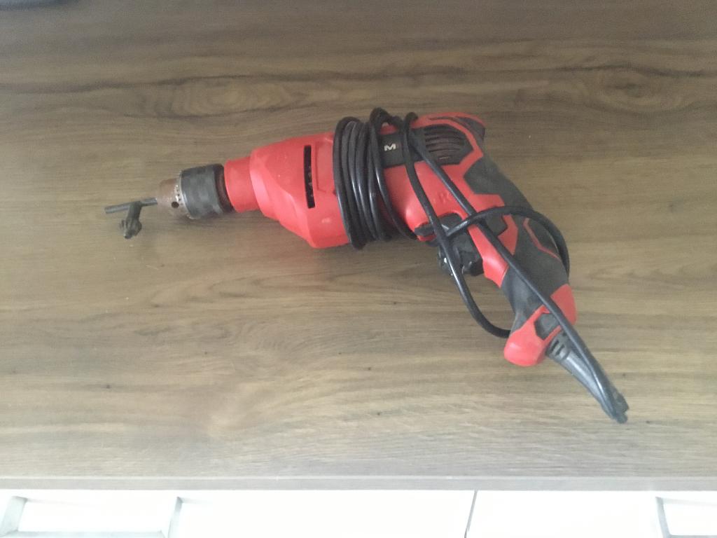 Foreuse à percussion, Bricolage & Construction, 600 watts ou plus, Enlèvement, Utilisé, Vitesse variable