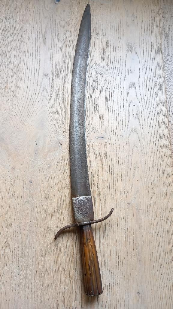 Sabre court ou attrape-cœur du XIXe siècle, Collections, Enlèvement ou Envoi, Autres, Épée ou sabre