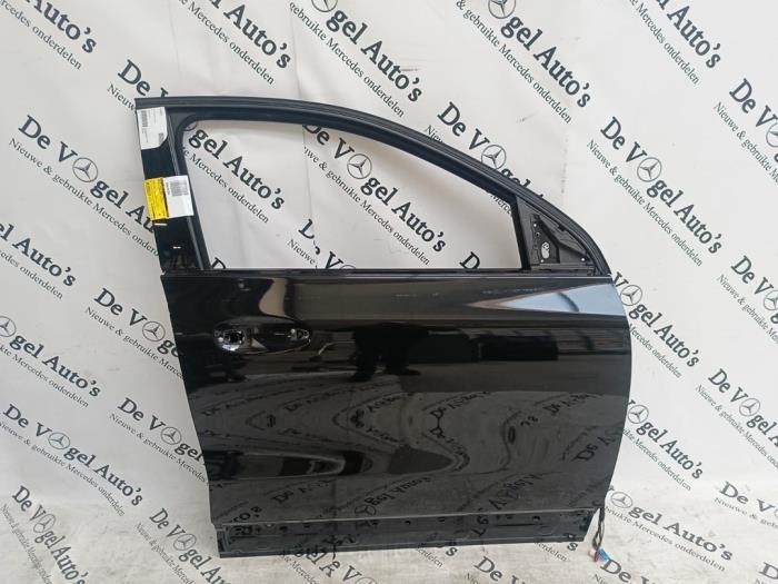 Portier 4Deurs rechts-voor van een Mercedes GLA (9191), Gebruikt, -, Deur, Ophalen of Verzenden