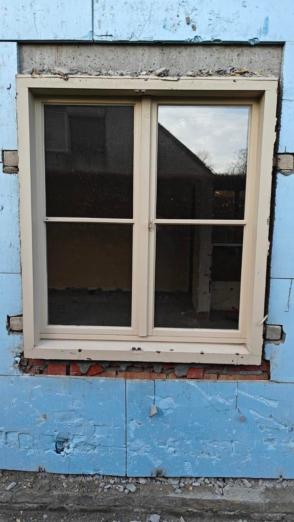 Fenêtre, Bricolage & Construction, Châssis & Portes coulissantes, Châssis de fenêtre, 75 à 150 cm, 75 à 150 cm, Enlèvement