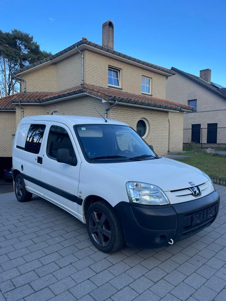 Peugeot partner 1.6hdi lichtecvracht 165.000km, Auto's, Wit, Diesel, Particulier, Te koop