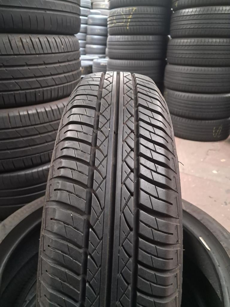 15580r13 155 80 r13 155/80/r13 BARUM avec montage et equilib, Autos : Pièces & Accessoires