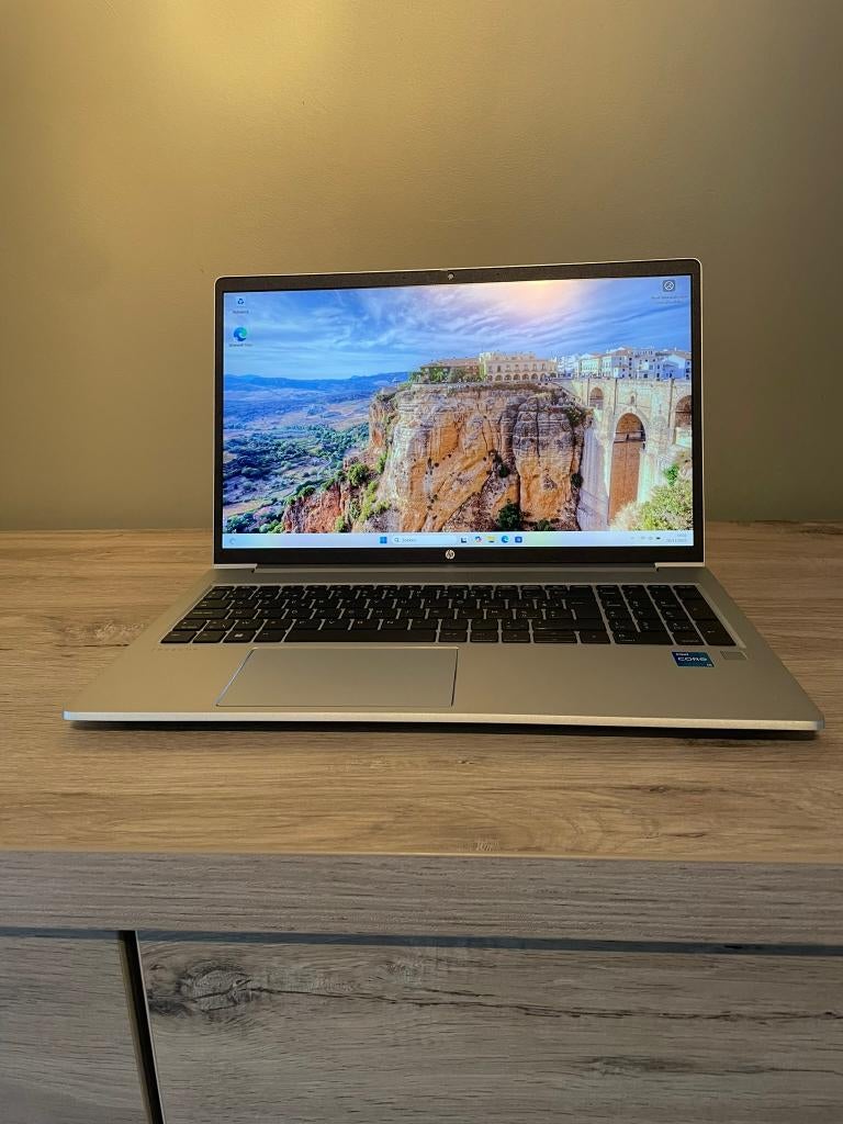 Probook 450 G8 de HP avec processeur Intel Core I5, Informatique & Logiciels, 256 GB, 8 GB, Hermeslaan 1A, 1831 Machelen, Comme neuf