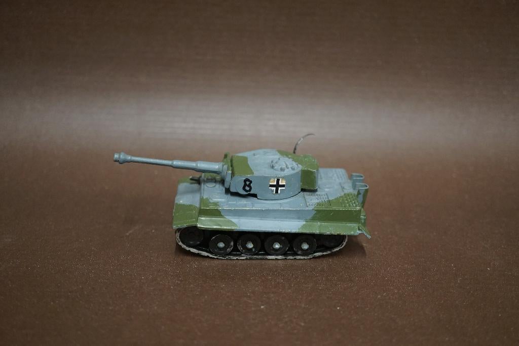 Wheeler Duitse Tiger tank - Vintage -Made in Hong Kong, Hobby en Vrije tijd, Modelauto's | Overige schalen, Ophalen of Verzenden