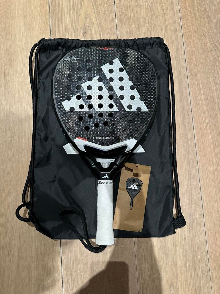 Metalbone 3.4 2025, Sport en Fitness, Padel, Ophalen, Zo goed als nieuw