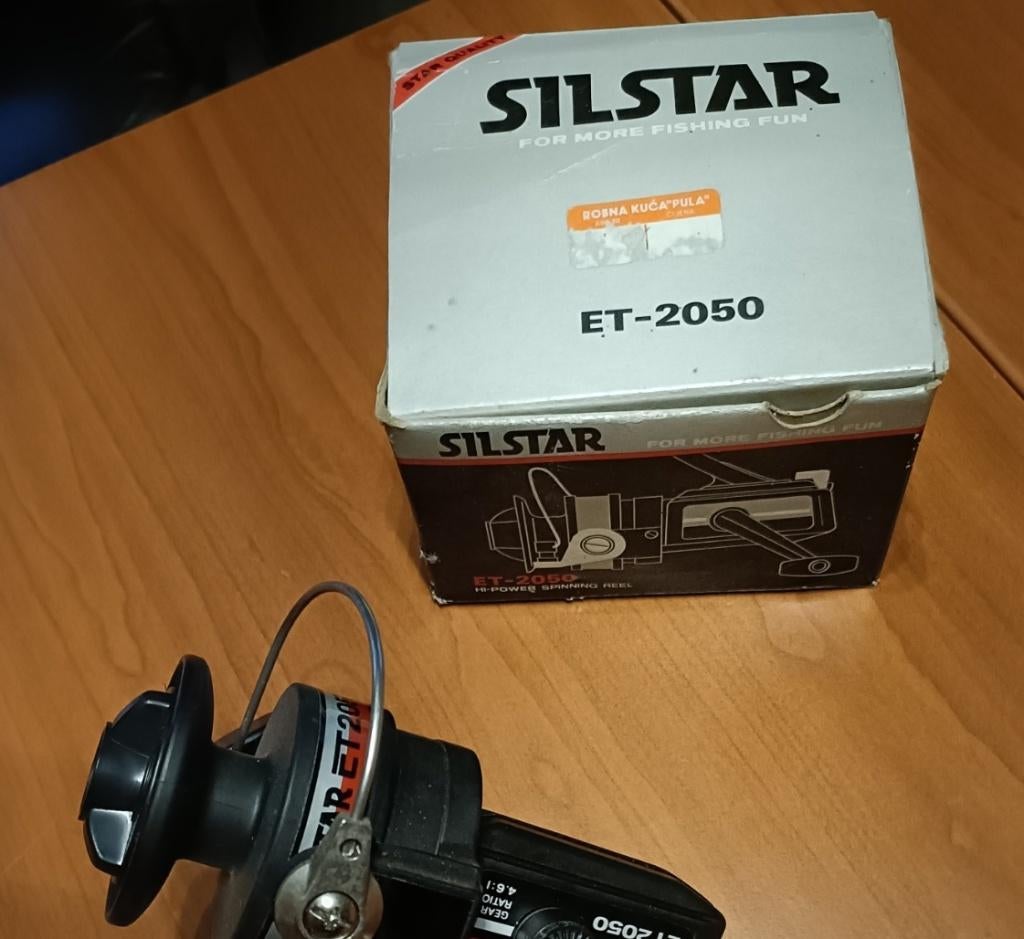 Moulinet de pêche Silstar ET-2050 — neuf dans sa boîte, Sports nautiques & Bateaux, Pêche à la ligne | Général, Neuf, Moulinet