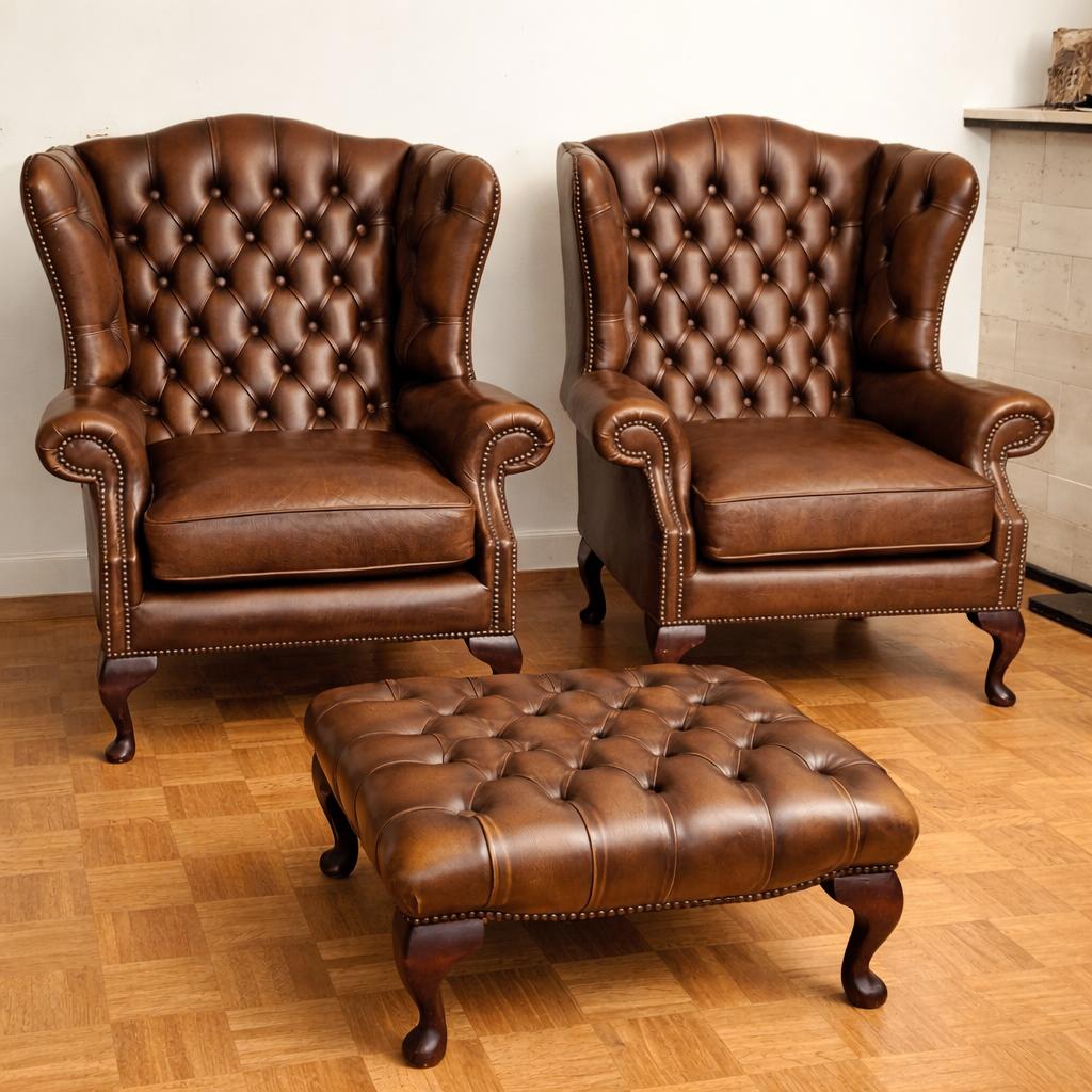 chesterfield: lederen wingback zetels + voetbank, Ophalen, Zo goed als nieuw, Leer, Klassiek Engelse fauteuils