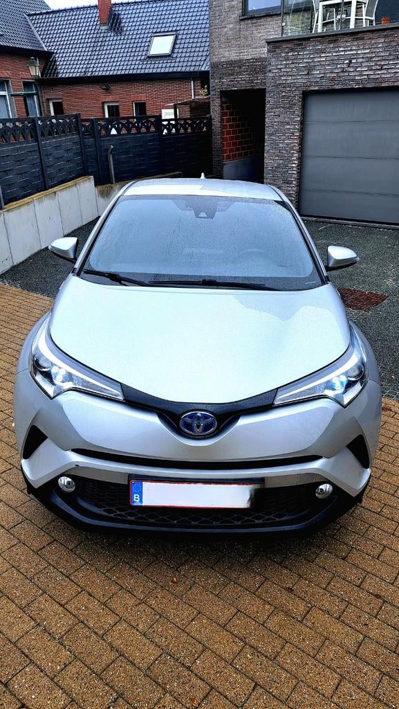 voiture Toyota, Achat, 72 kW, Carnet d'entretien, Noir