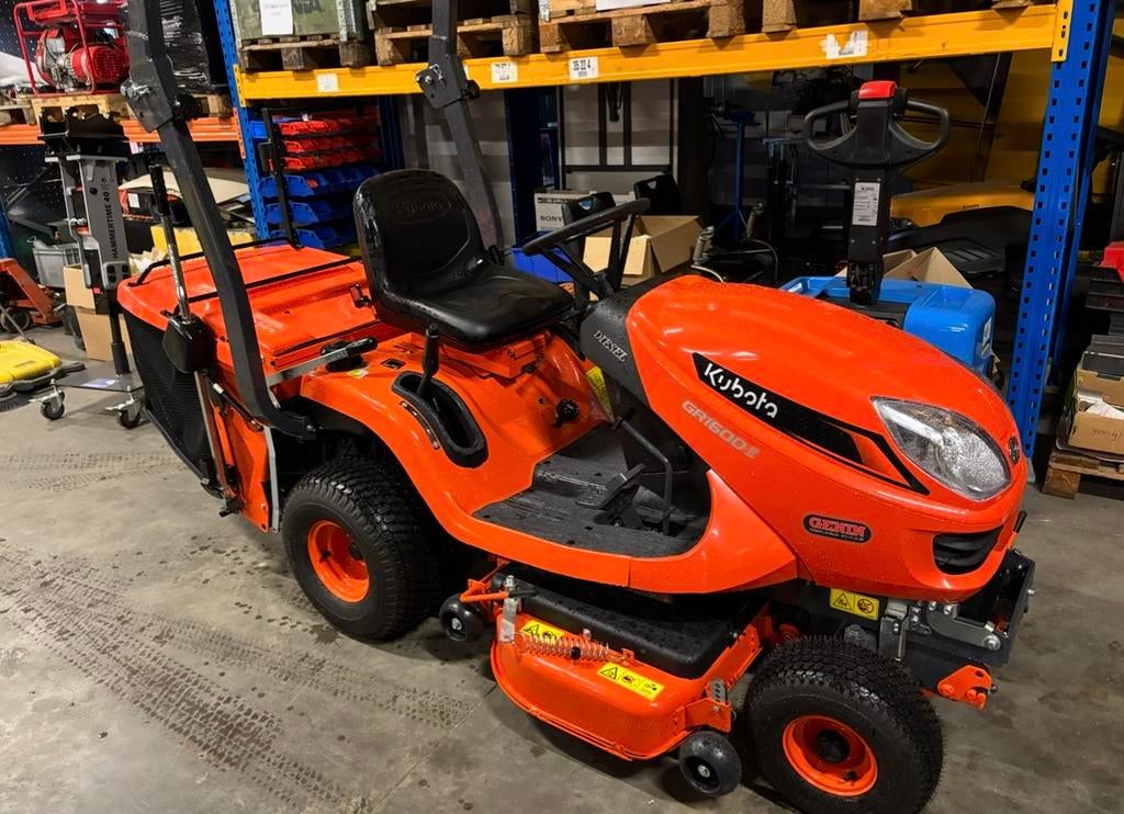 Bijna nieuwe kubota zitmaaier diesel GR1600 grasmaaier, Ophalen, Zo goed als nieuw