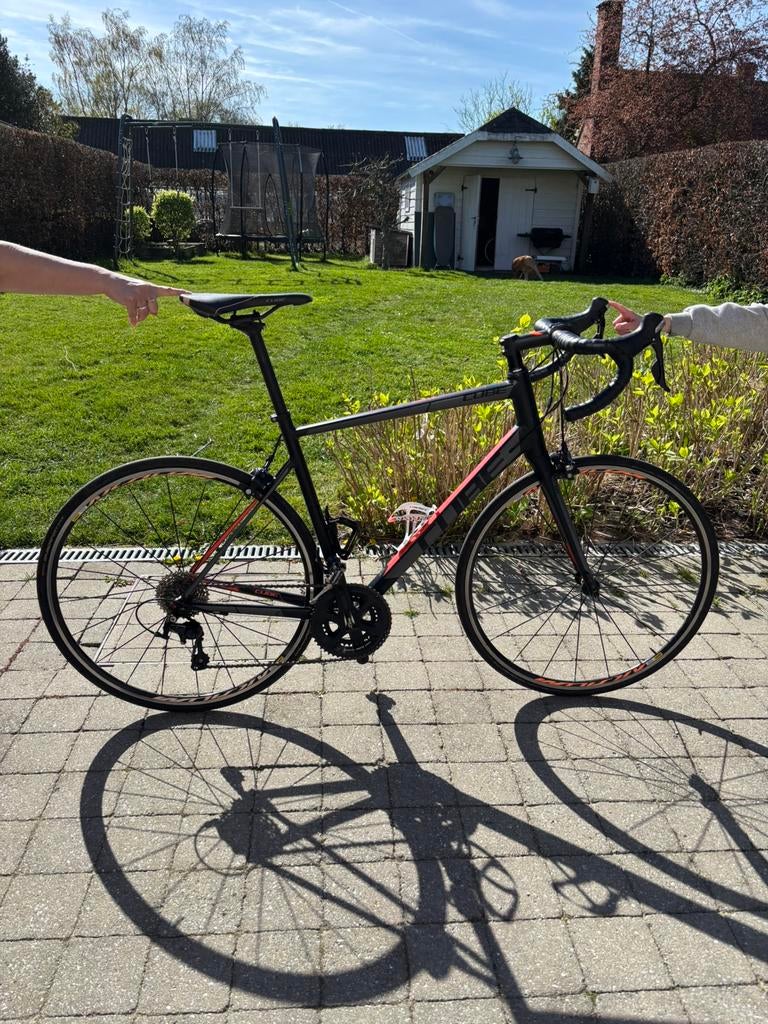 Cube attain SL Racefiets-maat 58- shimano 105, Fietsen en Brommers, Fietsen | Racefietsen, Ophalen, Zo goed als nieuw, Aluminium
