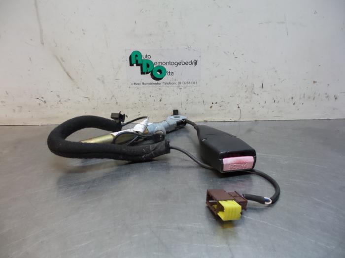 Gordelspanner links van een Opel Vivaro (Vivaro 01-), Auto-onderdelen, Gebruikt, -, -, Ophalen of Verzenden