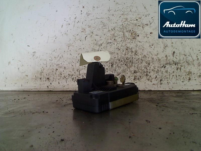 SERRURE DE PORTE RODS ARRIÈRE DROIT Vectra B Caravan (31), Utilisé, Opel