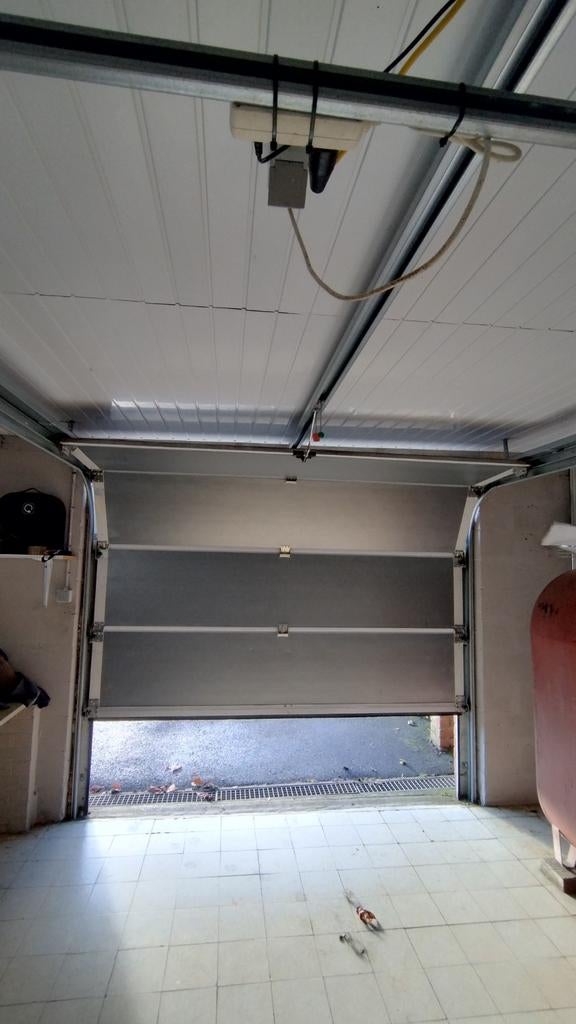 Garagepoort, Doe-het-zelf en Bouw, Deuren en Vliegenramen, Zo goed als nieuw, Garagedeur, 215 cm of meer, 120 cm of meer, Ophalen