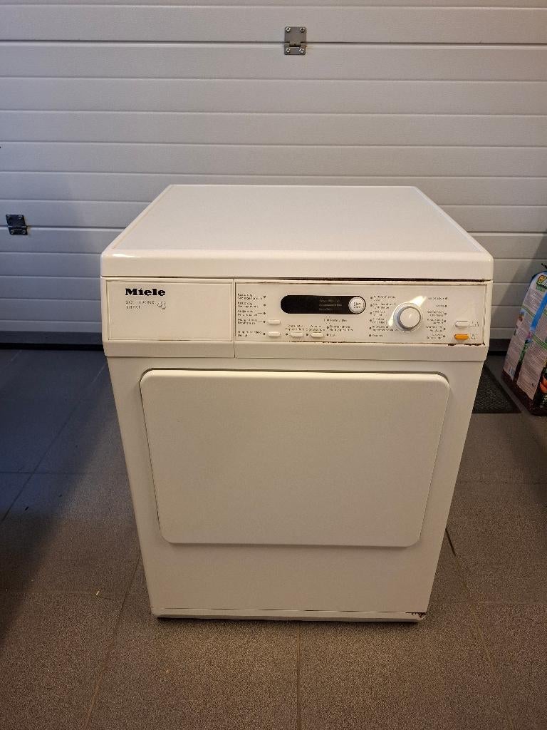 Droogkast Miele - Softtronic T8723, Ophalen, 6 tot 8 kg, Gebruikt, Minder dan 85 cm