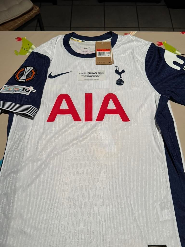Maillot collector Tottenham (M) Final Europa League 2025, Taille M, Enlèvement, Comme neuf, Maillot