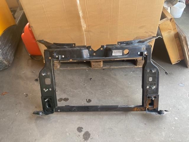 FACE AVANT Abarth 500 / 595 / 695 (01-2008/-) (520528020), Dhr. R. de Gouw, Utilisé, Autres marques automobiles, De Bloemendaal 21 21
5221 EB  'S HERTOGENBOSCH, NL