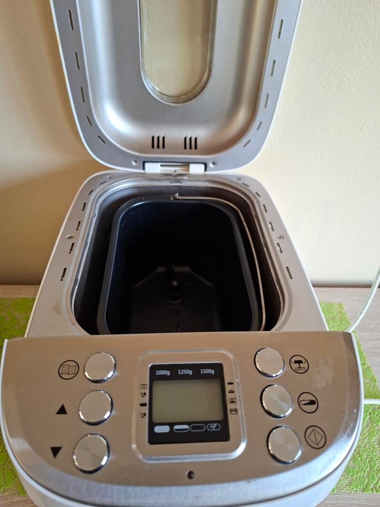 Machine a pain, Electroménager, Machines à pain, Enlèvement ou Envoi, Plus de 10 programmes, 800 à 1200 grammes de pâte, Utilisé