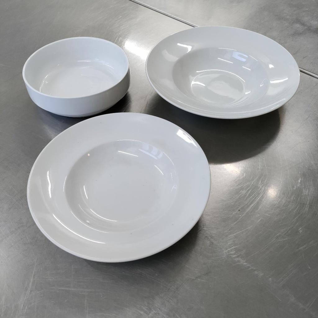 Assiettes creuses, Enlèvement