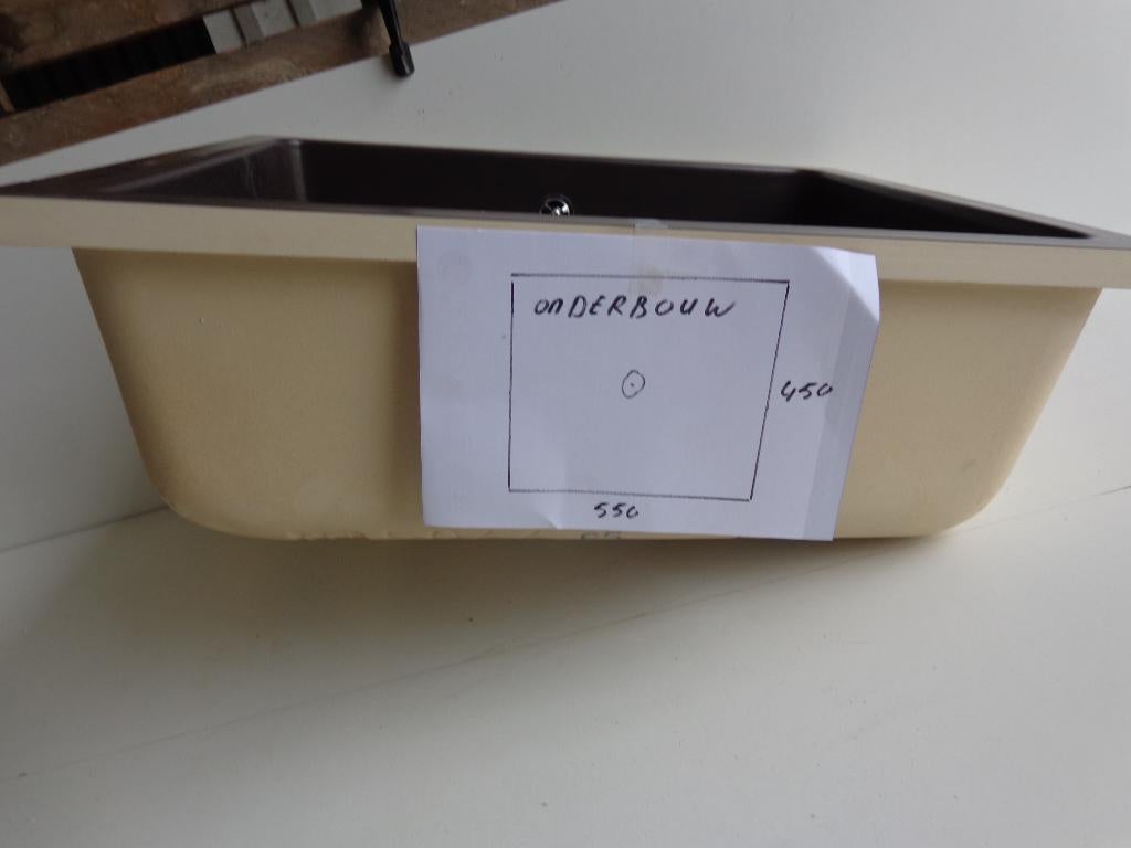 2 onderbouw wastafels ceramic, Ophalen, Nieuw, Steen, Wastafel