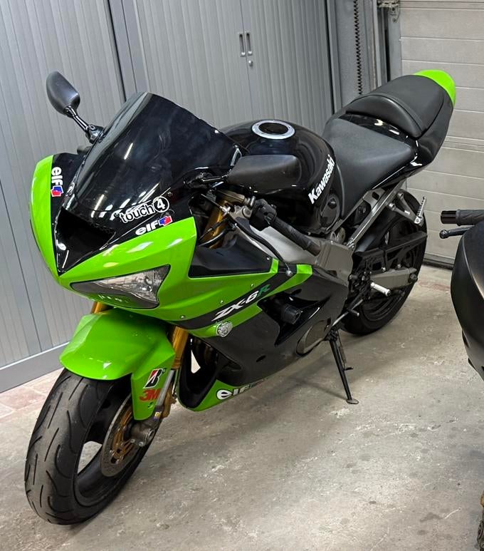 Kawasaki zx6r 2004, 4 cilinders, Motorrijbewijs A, Super Sport, Particulier
