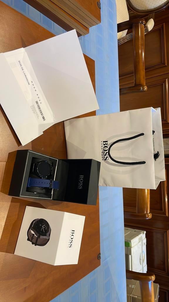 SmartWatch van Boss, Ophalen, Gebruikt