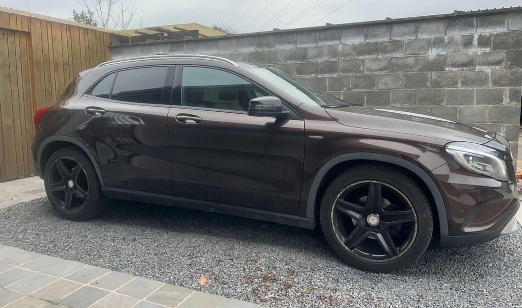 Mercedes-Benz GLA 220 CDI Edition1 Automaat Pano Led Navi Le, Autos, Achat, Entreprise, Autre carrosserie, 5 portes