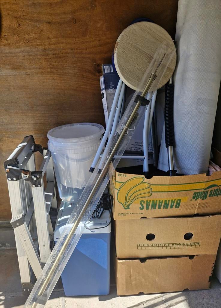 Rommelmarkt spullen moeten dringend weg, Diversen, Rommelmarktspullen, Ophalen