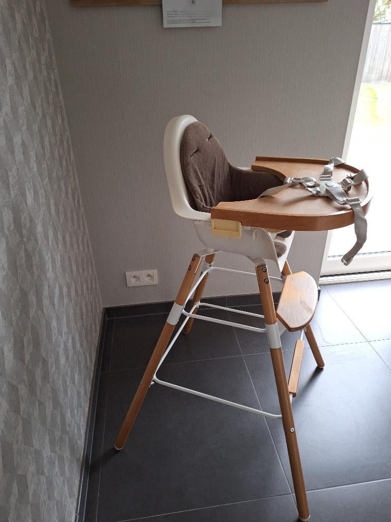 Childhome Evolu Kinderstoel - hoge stoel - 5 punts gordel, Kinderen en Baby's, Kinderstoelen, Ophalen, Gebruikt, Gordel(s)