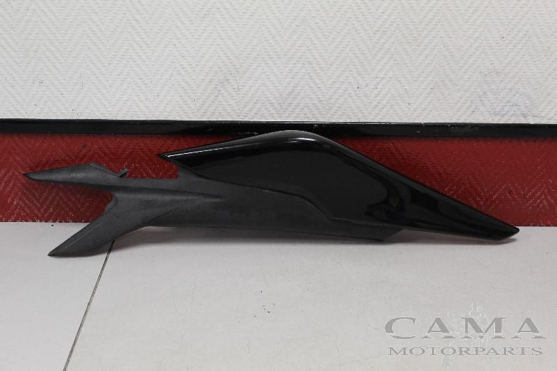 QUEUE DE CARENAGE GAUCHE Honda CBR 250 RR 2008-2013, Motos, Dhr. S. di Majo, Utilisé, Info@cama-motorparts.nl, P.J. Troelstraweg 8 8
3144 CX  MAASSLUIS, NL